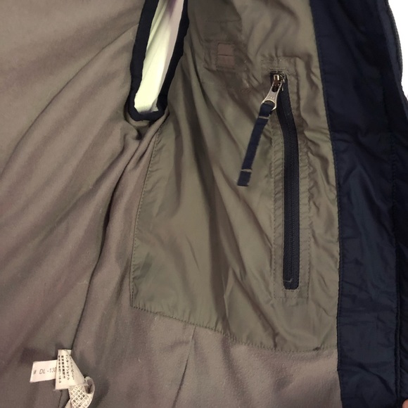 LL Bean Navy Vest *new condition* - Picture 5 of 8